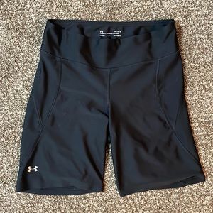 Under Armour biker shorts